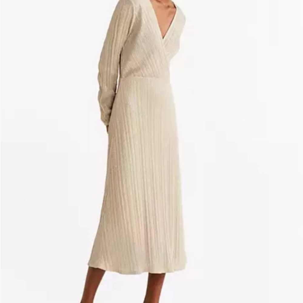 Elegant Cream/Gold Sparkly Long Sleeve Dress